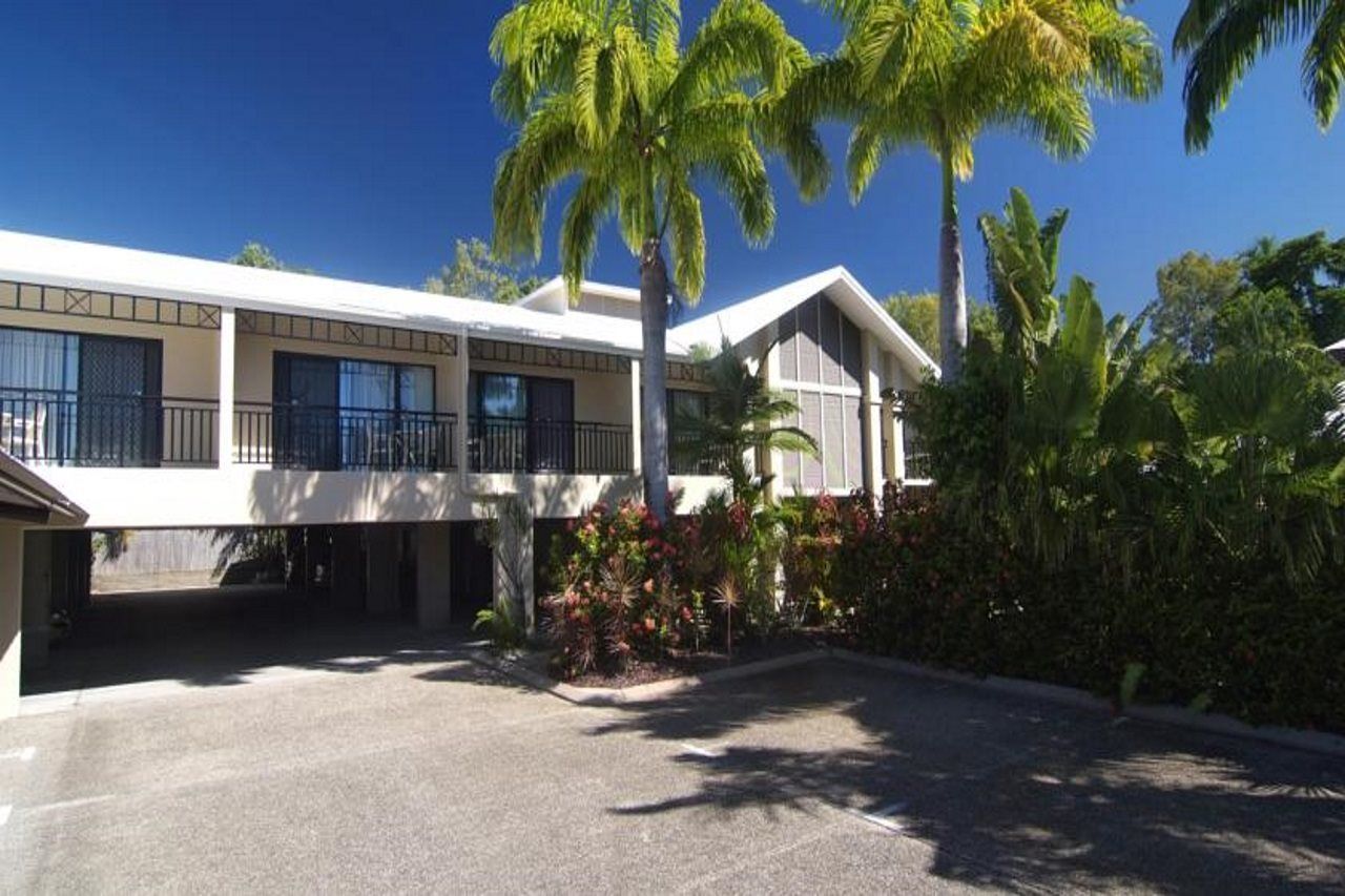 Trinity Beach Club Holiday Apartments Bagian luar foto