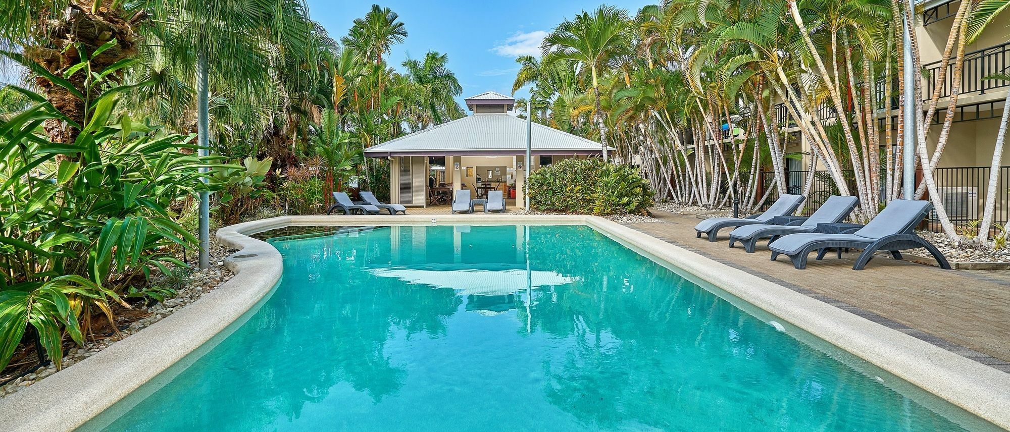 Trinity Beach Club Holiday Apartments Bagian luar foto