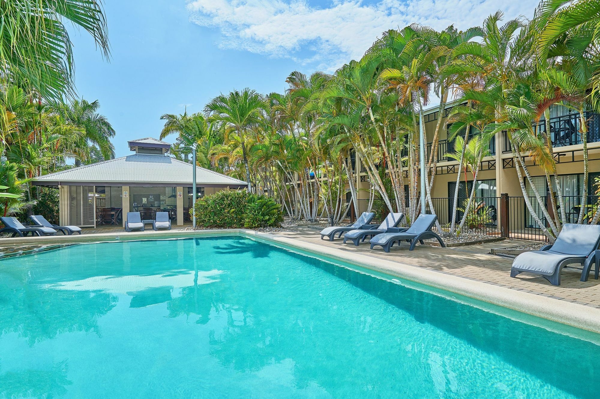 Trinity Beach Club Holiday Apartments Bagian luar foto